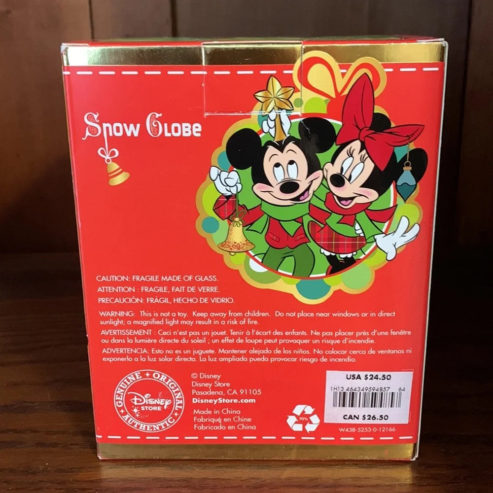 Disney Store Mickey and Minnie snow globe 2012 - Picture 3 of 7